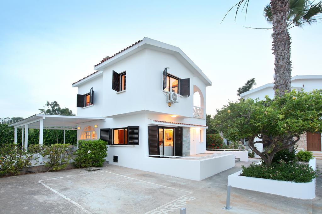 Green Bay Villa Protaras Buitenkant foto